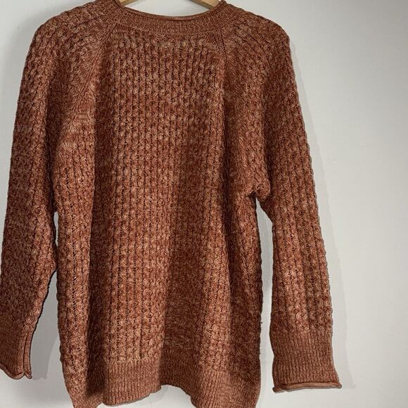 Time and Tru Women's Textured Hi-Lo Sweater, Midweight - Picture 8 of 8